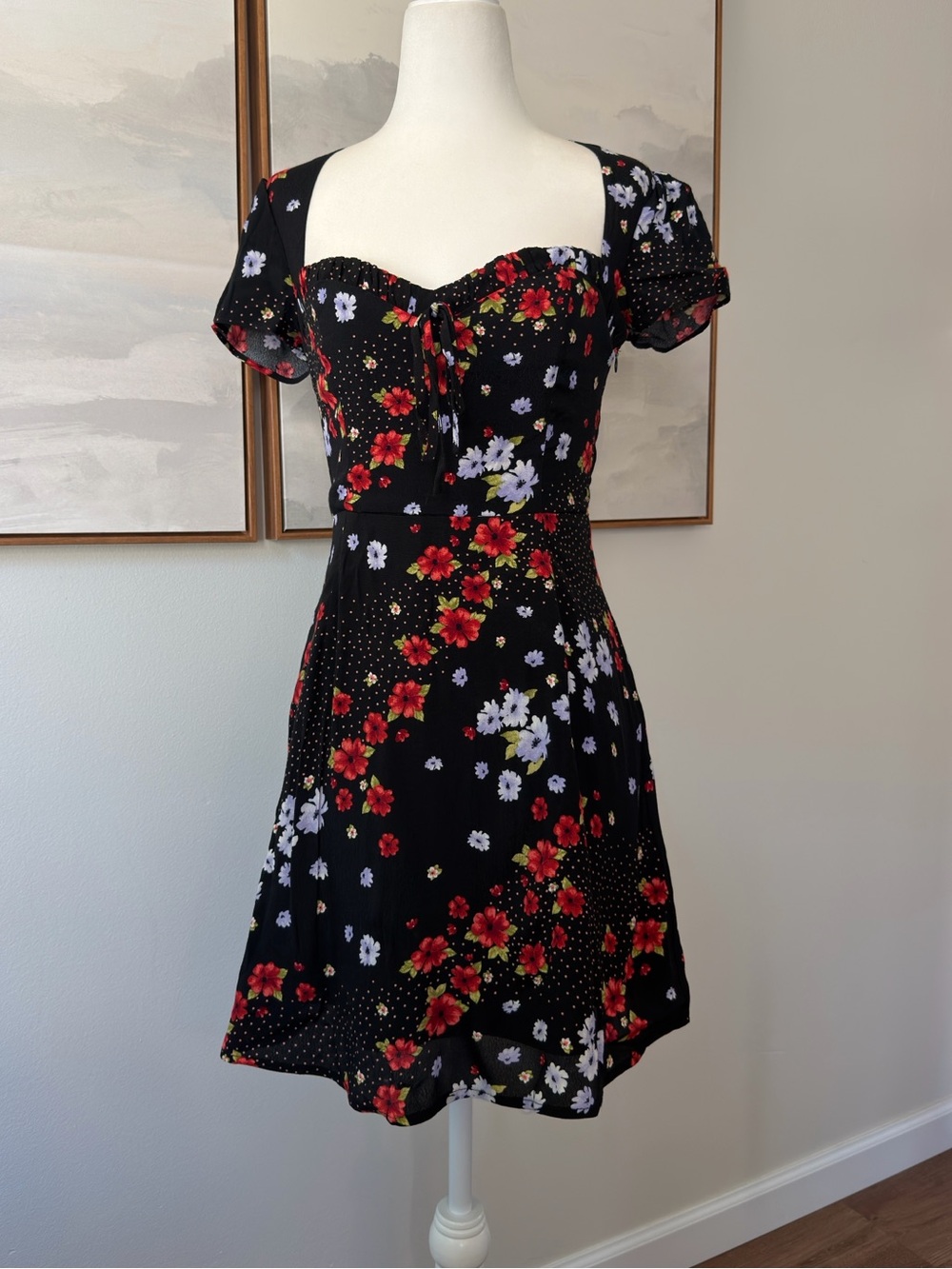 Beautiful Black Floral Short Sleeve Mini Dress